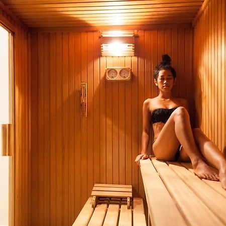 Resort & 4*