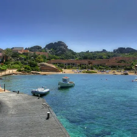 & Isola Santo Stefano